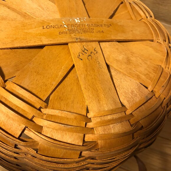 Longaberger basket dated 1995 and signed basket with two side leather handles - Picture 7 of 9